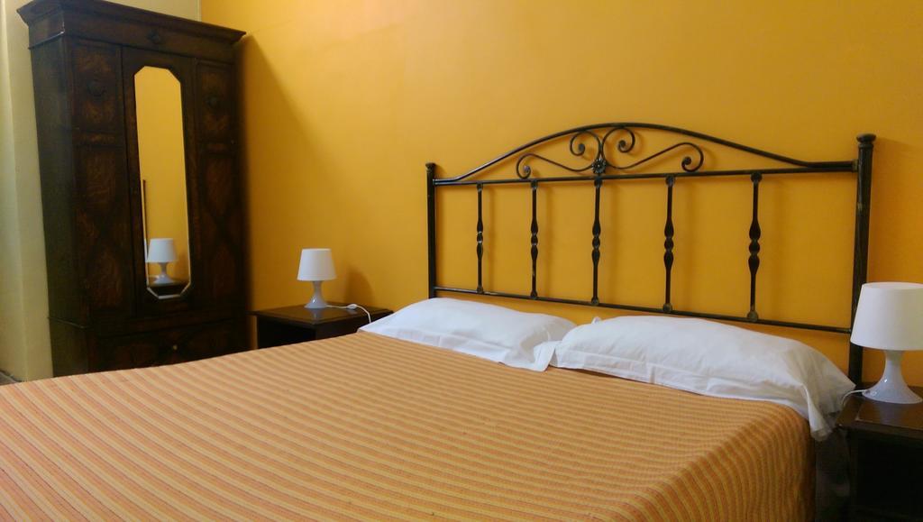 Hotel Bellini 卡塔尼亚 外观 照片